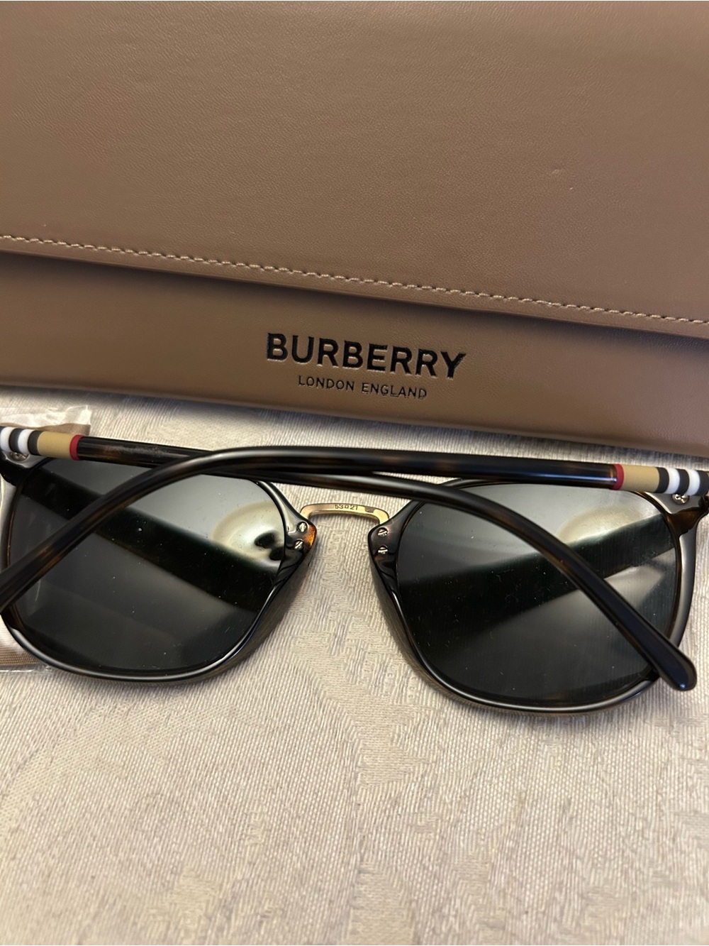 BURBERRY 4262 DARK HAVANA/GOLD PLAID UNISEX SUNGLASSES - Picture 5 of 9